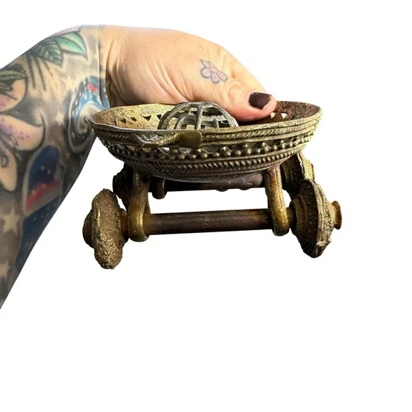 Antique Indian Dhokra Art Nandi Bull Ritual Cart, Chariot Incense Burner, Altar - Picture 6 of 7